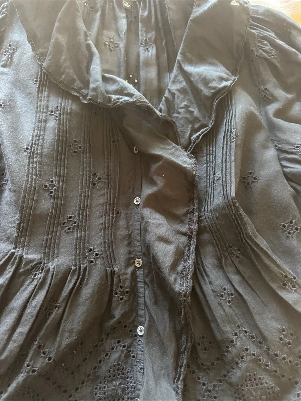 Madewell Black Ruffled Eyelet Puff Sleeve Blouse - Women size L